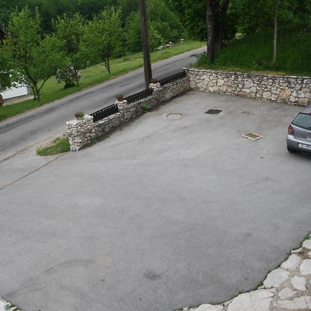 Guest House Tone Poljanak Exterior foto